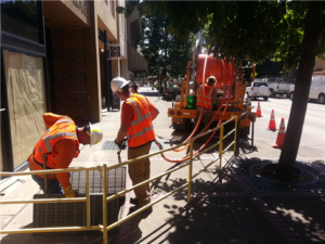 EWEB crews install fiber optic cable in existing conduit