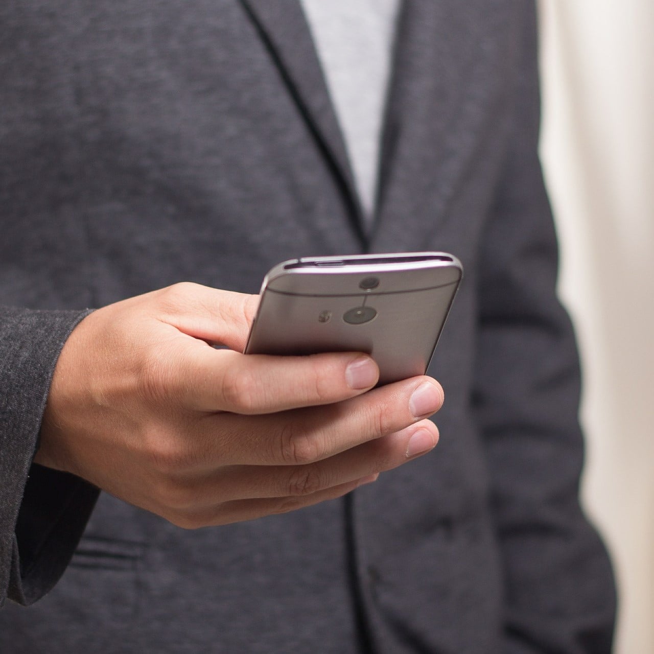 Man holding smartphone
