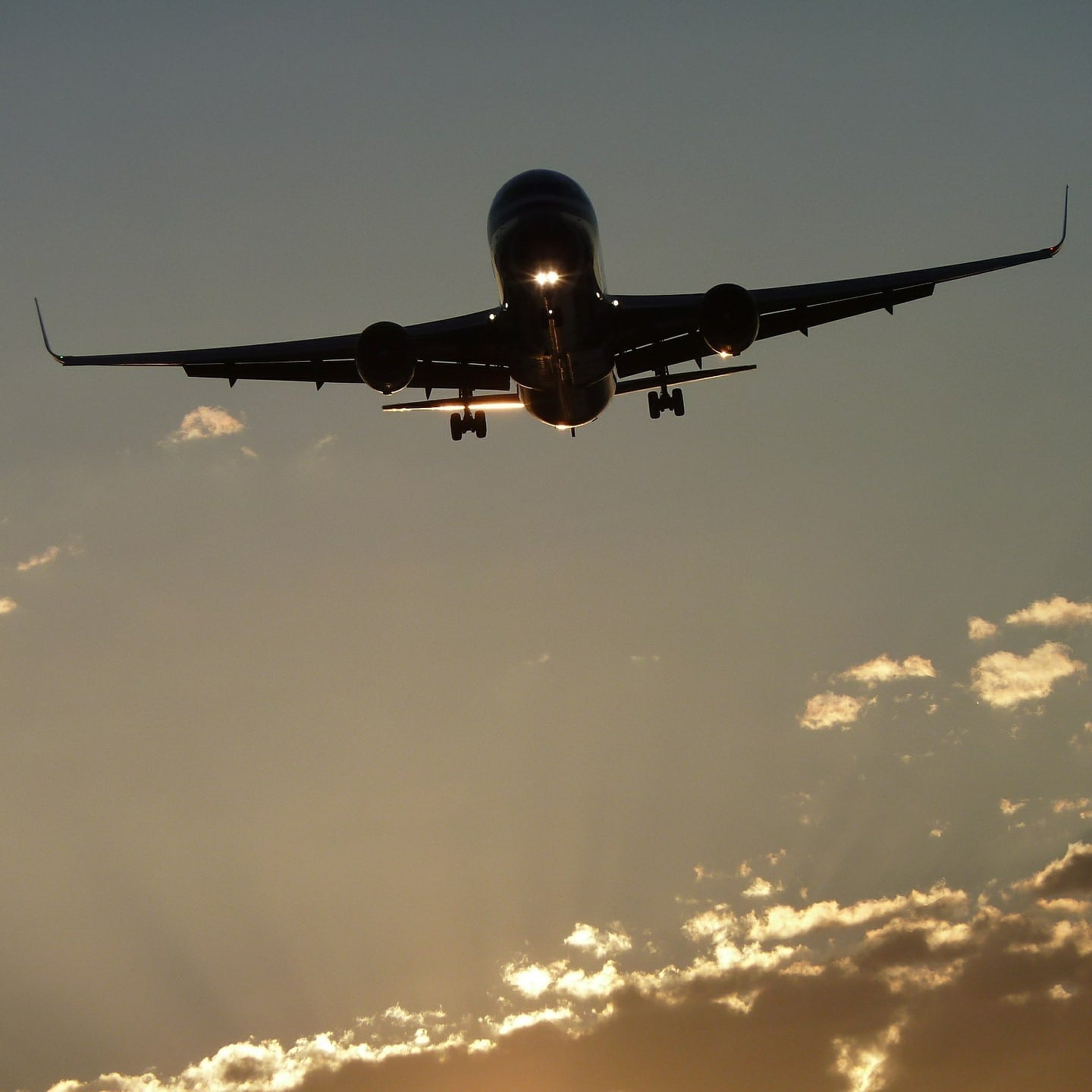 A New Path Forward in C-Band 5G Spectrum Battle With Aviation Industry