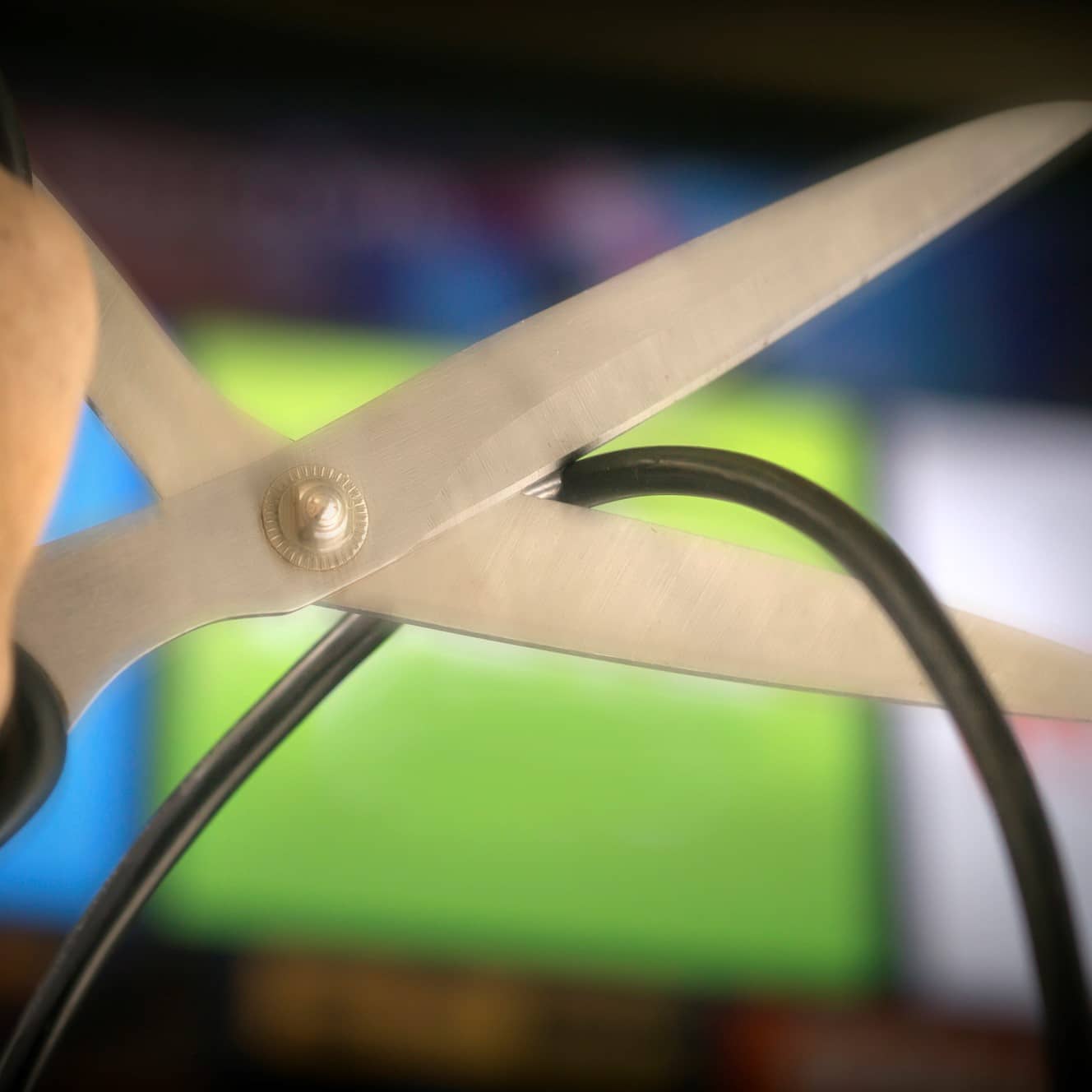 broadband cord cutting image