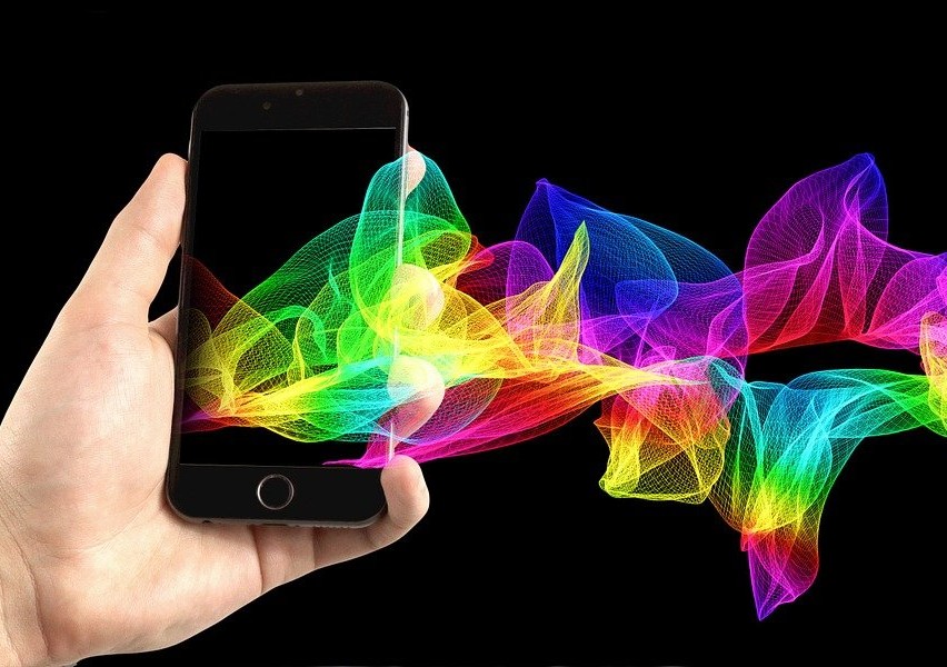 mobile spectrum to a smartphone