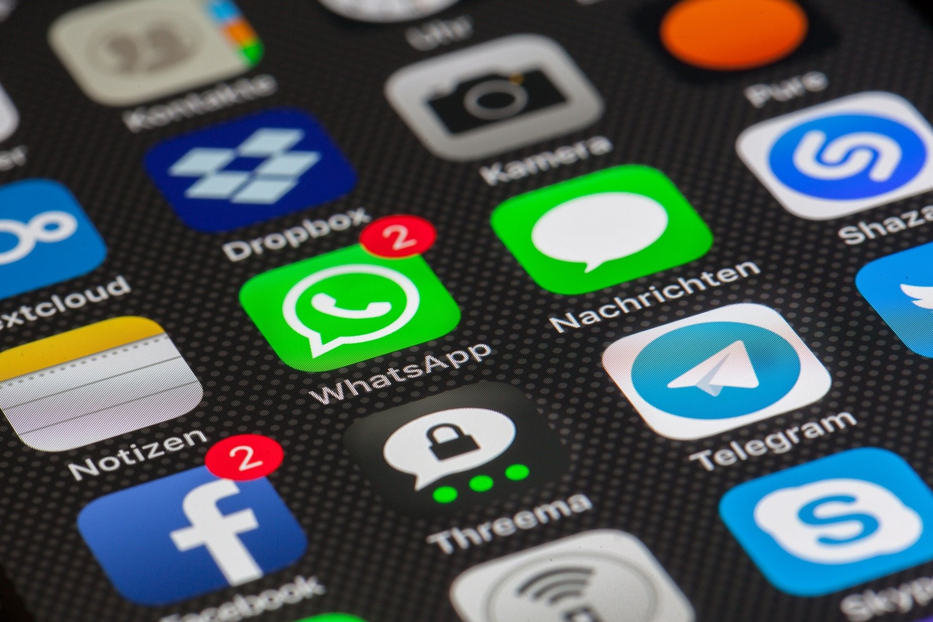 J.D. Power: Apps Can Enhance Wireless Carrier Satisfaction