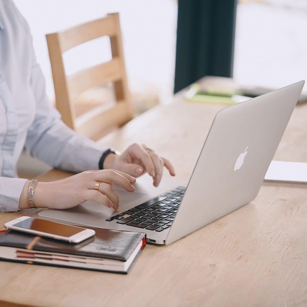 woman on laptop